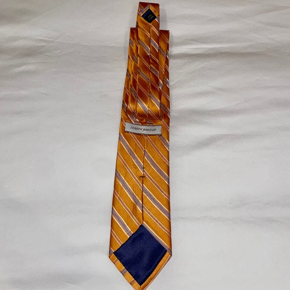 Joseph Abboud - Picture 2 of 2